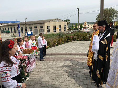 В Світлий понеділок Владика Дмитро молився в Прокатедральному соборі