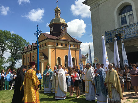 Проща в Улашківцях за мир в світі та в Україні