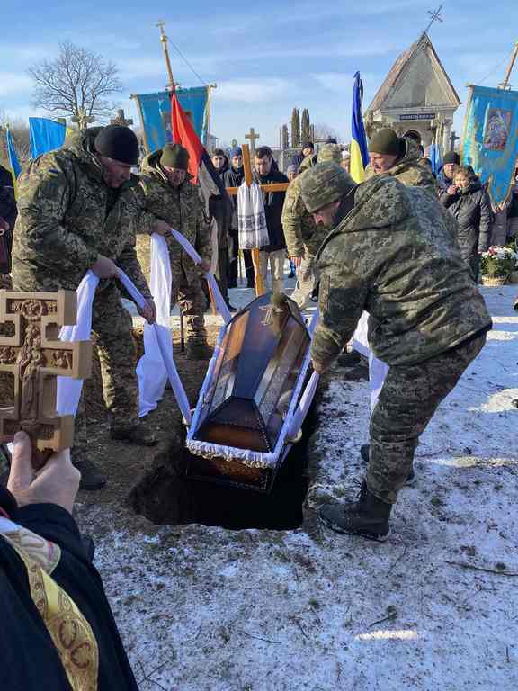 9 лютого 2023 року Владика Дмитро очолив похорон воїна-героя Іван Полянського у м. Копичинці