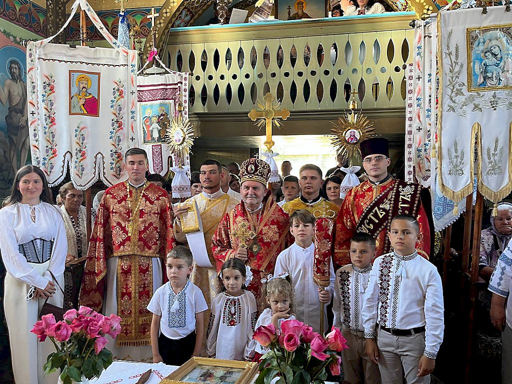 Освячення іконостасу та дияконські рукоположення в с. Теклівка