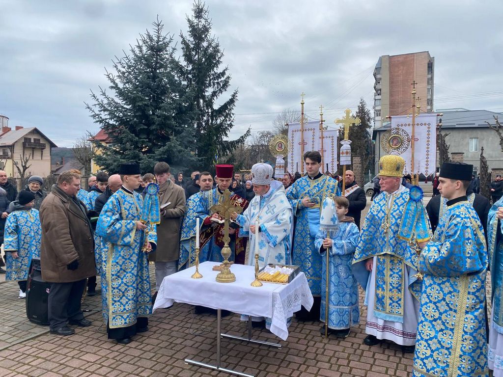 Архиєрейська Божественна Літургія в день Стрітення Господнього