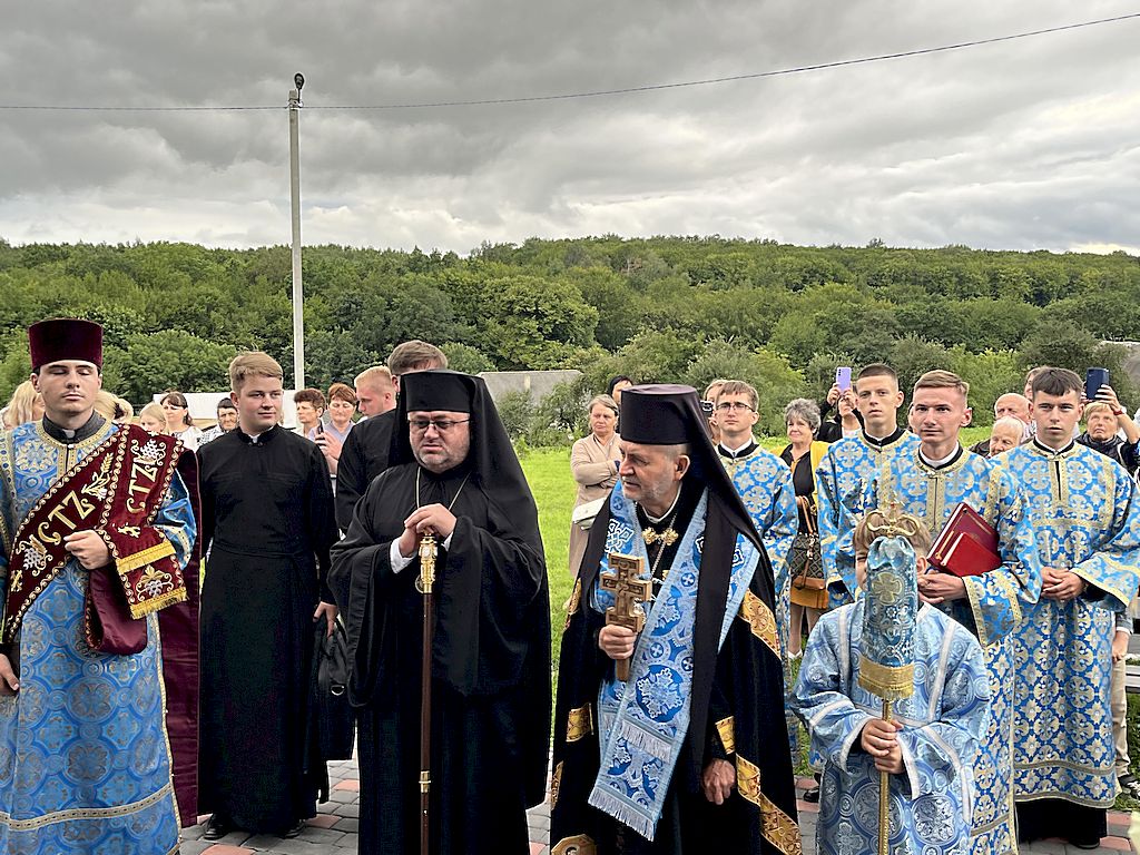 Єпархіальна проща до Марійського відпустового місця Савелівка