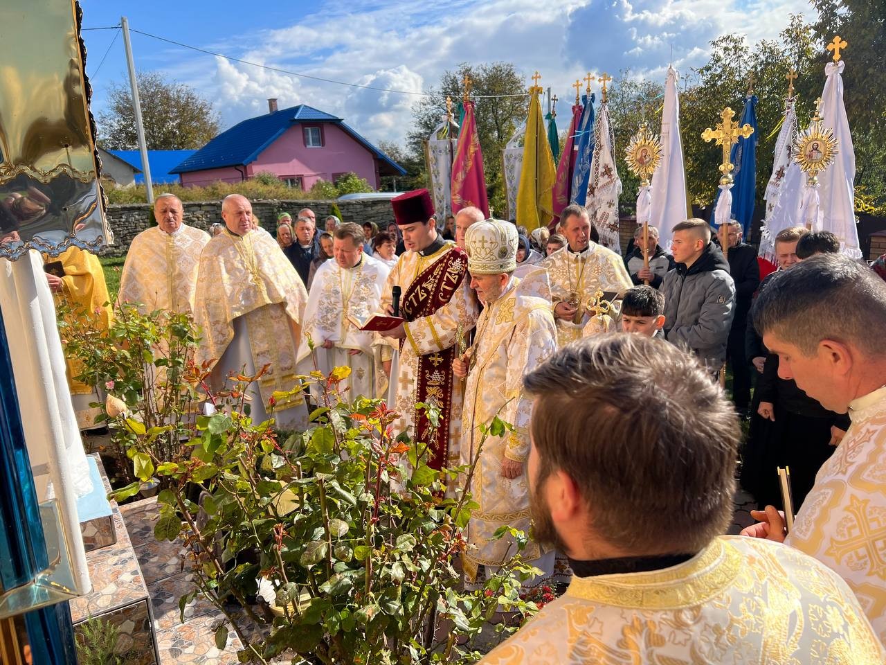 Освячення престолу в день храмового празнику у с. Костільники