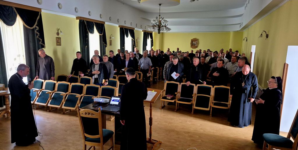 У Бучацькій єпархії розпочалася сертифікатна програма для провідників біблійних спільнот