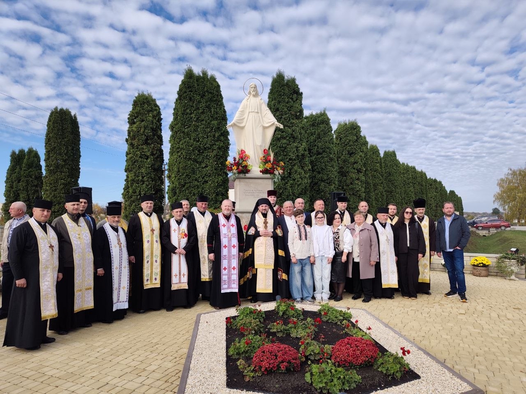 Освячення фігури Ісуса Христа в с. Стара Ягільниця