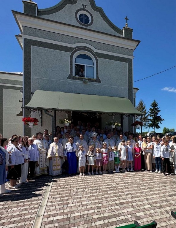 Архиєрейська Божественна Літургія в с. Ковалівка Монастириського Деканату